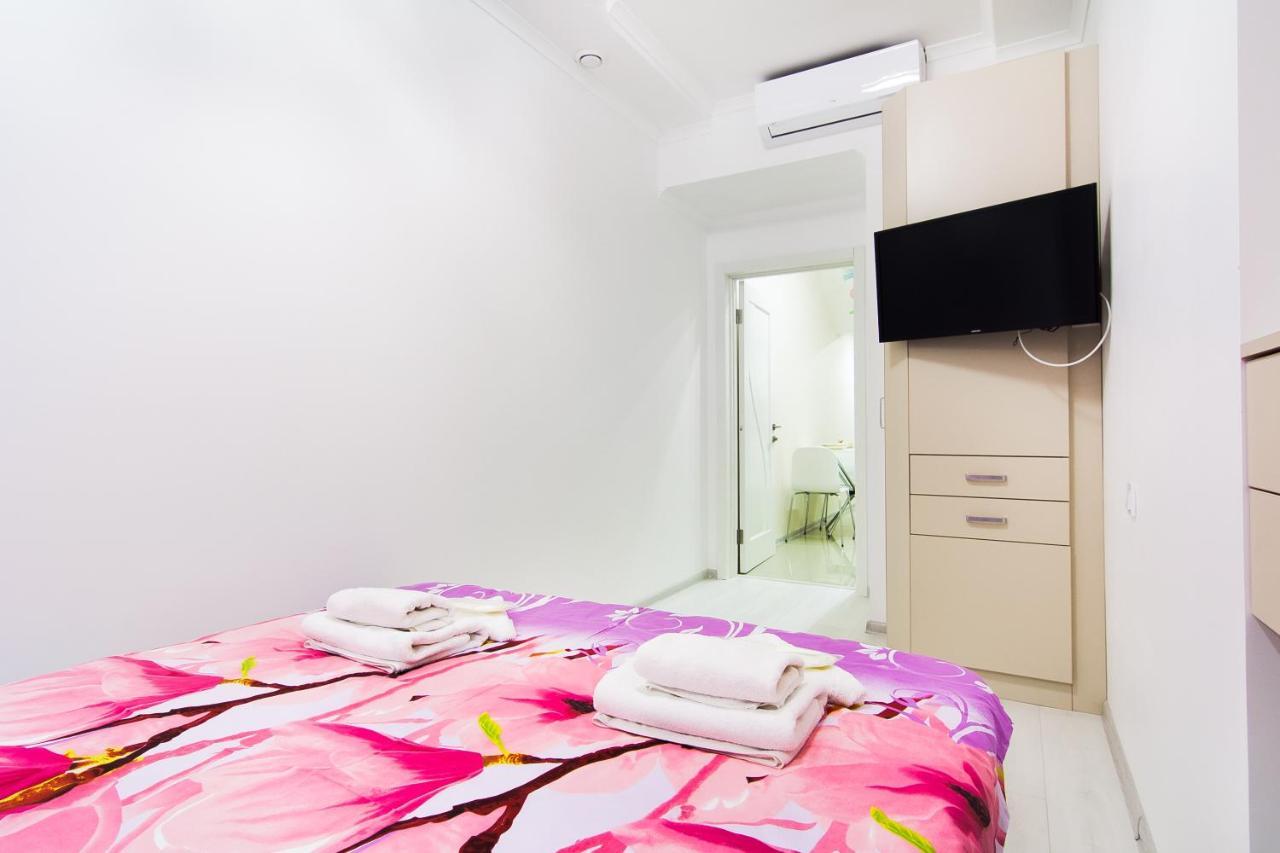 אודסה Rose D'Opera Hotel מראה חיצוני תמונה